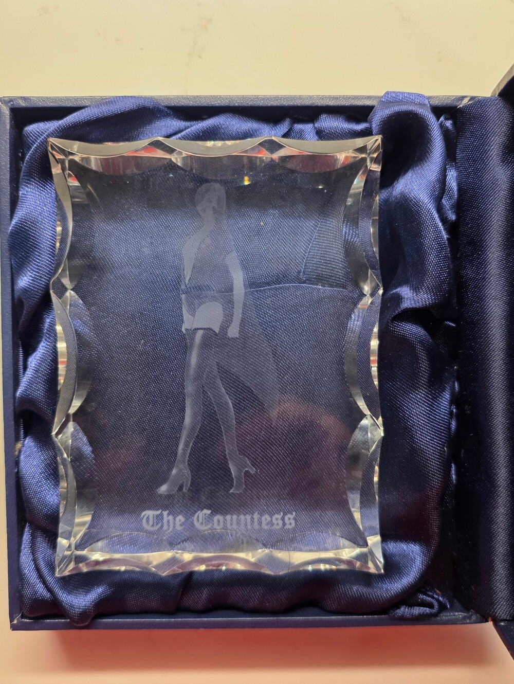 3D Laser Etched Crystal Glass Paperweight - "The Countess" Lady Figure